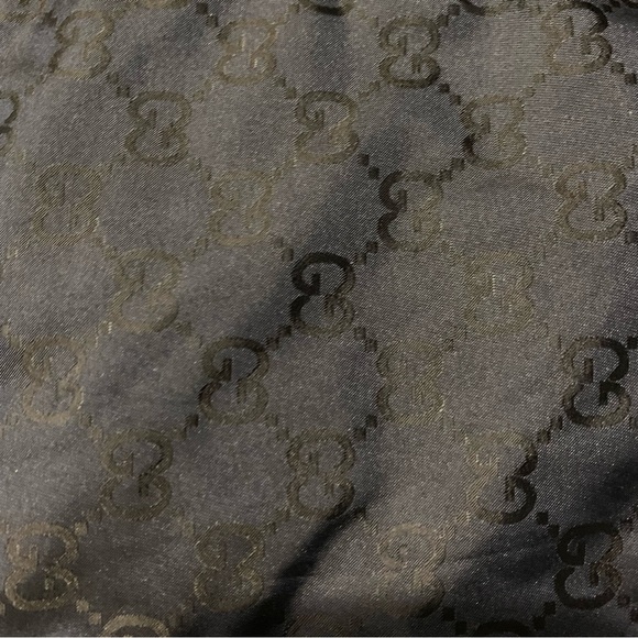 Gucci 2 side Mat - Picture 3 of 5